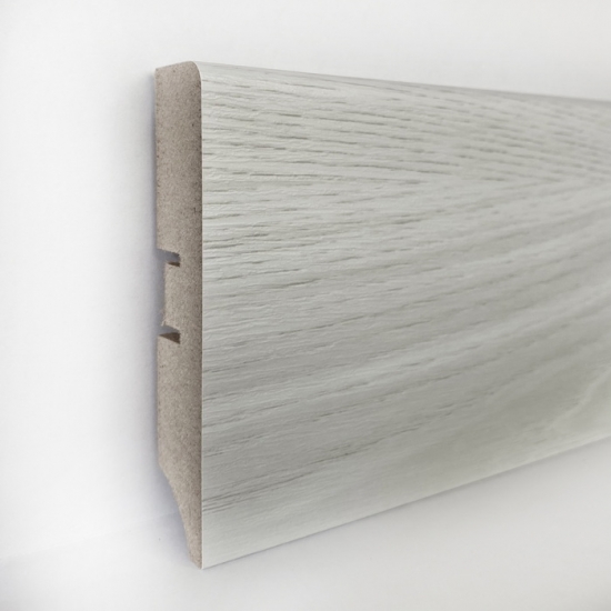 Плинтус напольный из МДФ Grace Strong 80А Дуб винтаж светло-серый П07